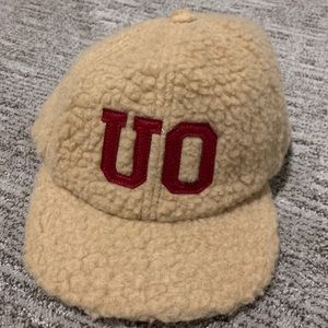 UO hat